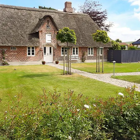 Haus Frieda Holiday home Aventoft