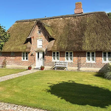 Haus Frieda Holiday home Aventoft